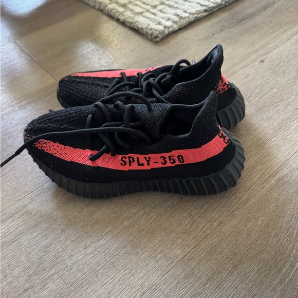 Yeezy Adidas Black and Red SPLY-350 Sneakers (breads) - Picture 1 of 3